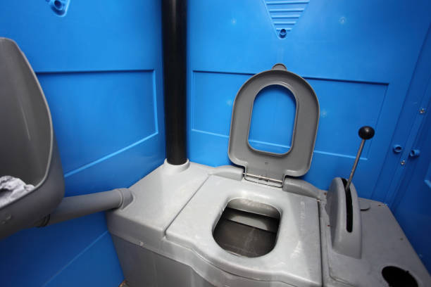 Best Portable restroom trailer rental  in Fort Deposit, AL